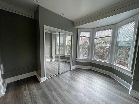 3rd image of 715 Leavenworth St APT 10