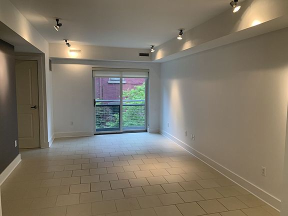 5th image of 430 Shady Ave Unit 6