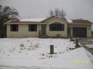 1554 Oak Park Dr, Muskegon, MI 49442