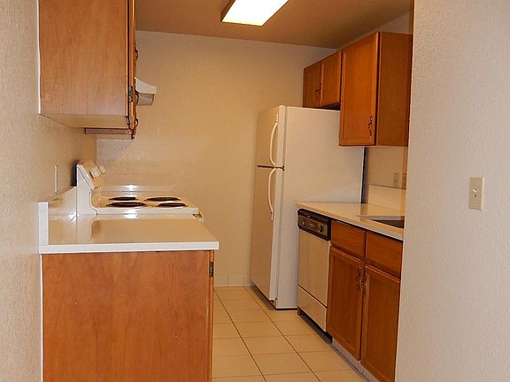 3rd image of 15416 40th Ave S #C