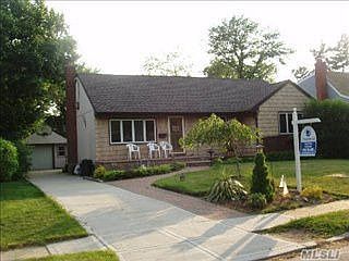 5th image of 850 Alan Dr