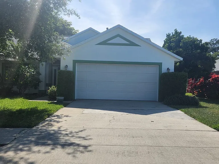 292 Carmel Dr — Photo 7