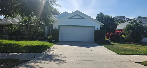 292 Carmel Dr Photo 1