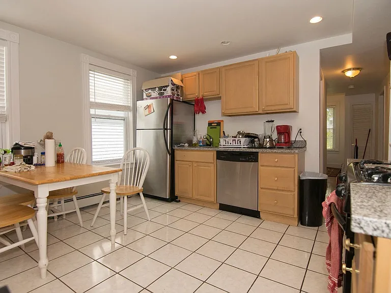 29 Brackett St — Photo 1