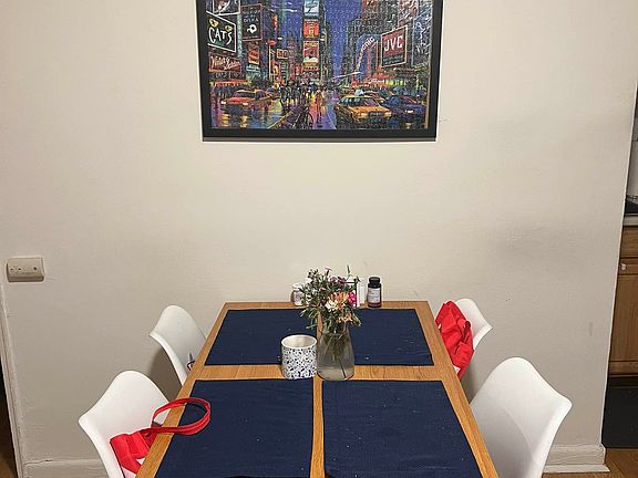 4th image of 110 Sullivan St APT 1D