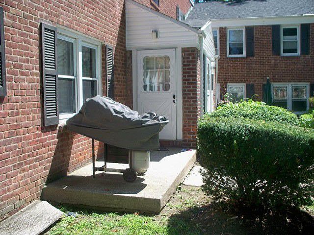 1st image of 120 N Broadway 14a #14A
