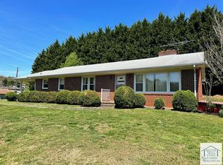 57 Troy Ln, Patrick Springs, VA 24133