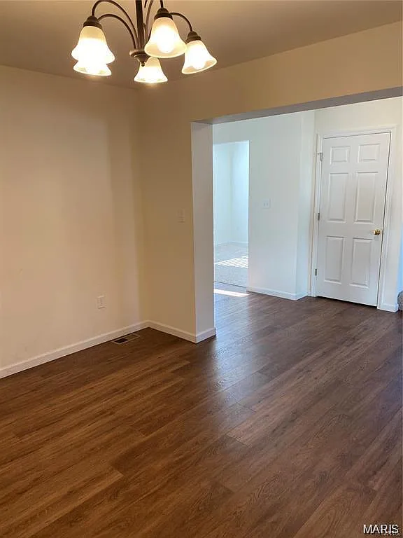 4 bed, 3.5 bath, 2544 sqft, $2,395 — Photo 3