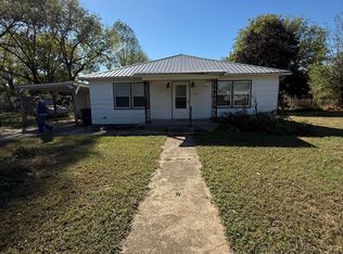 17150 3rd Street, Winona, MO 65588