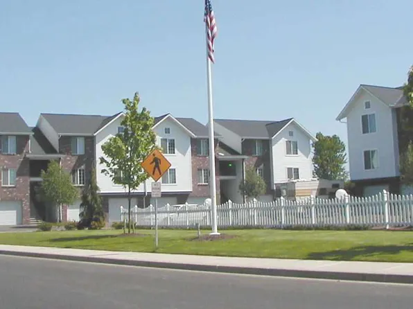 Riverplace Apt, 1718 SE 11th Ave APT 206, Camas, WA 98607