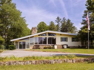 3466 Hebron Rd, Hendersonville, NC 28739