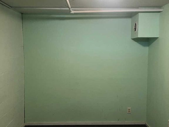 3rd image of 142 Joy Dr