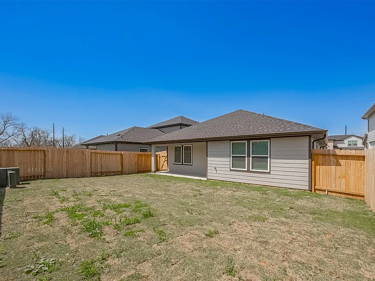 1535 Merulana Ln — Photo 19