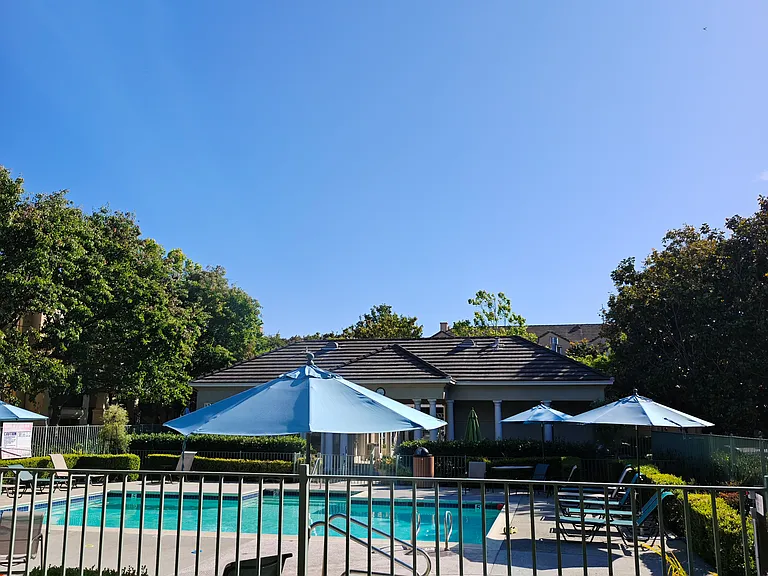 171 Bel Air Ct — Photo 31