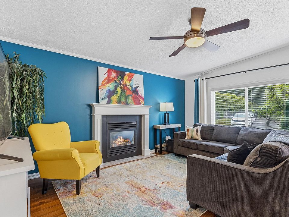 1st image of 44565 Monte Vista Dr #11