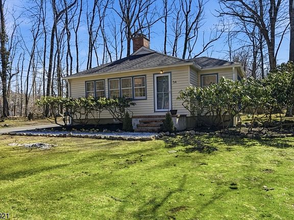 2nd image of 54 Cobb Rd