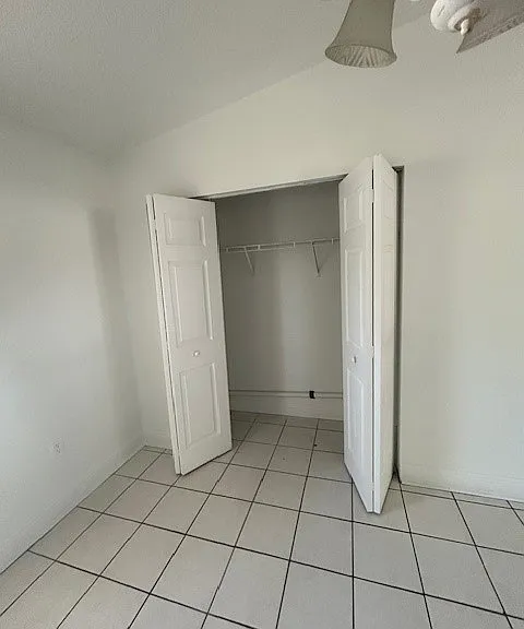 1052 Highland St — Photo 4