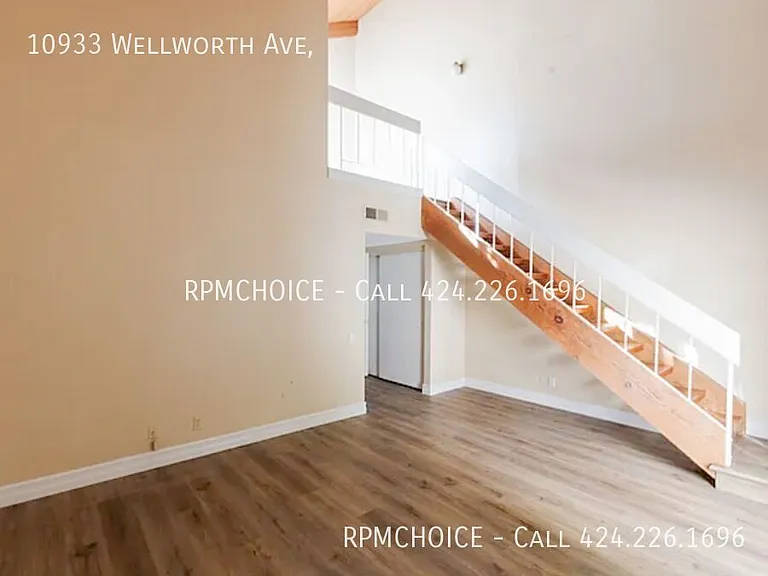 10933 Wellworth Ave — Photo 24