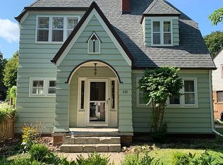 1135 N Genesee Dr, Lansing, MI 48915