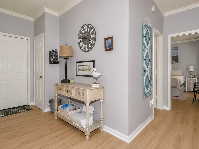 185 Sunset Point Dr #611 — Photo 5