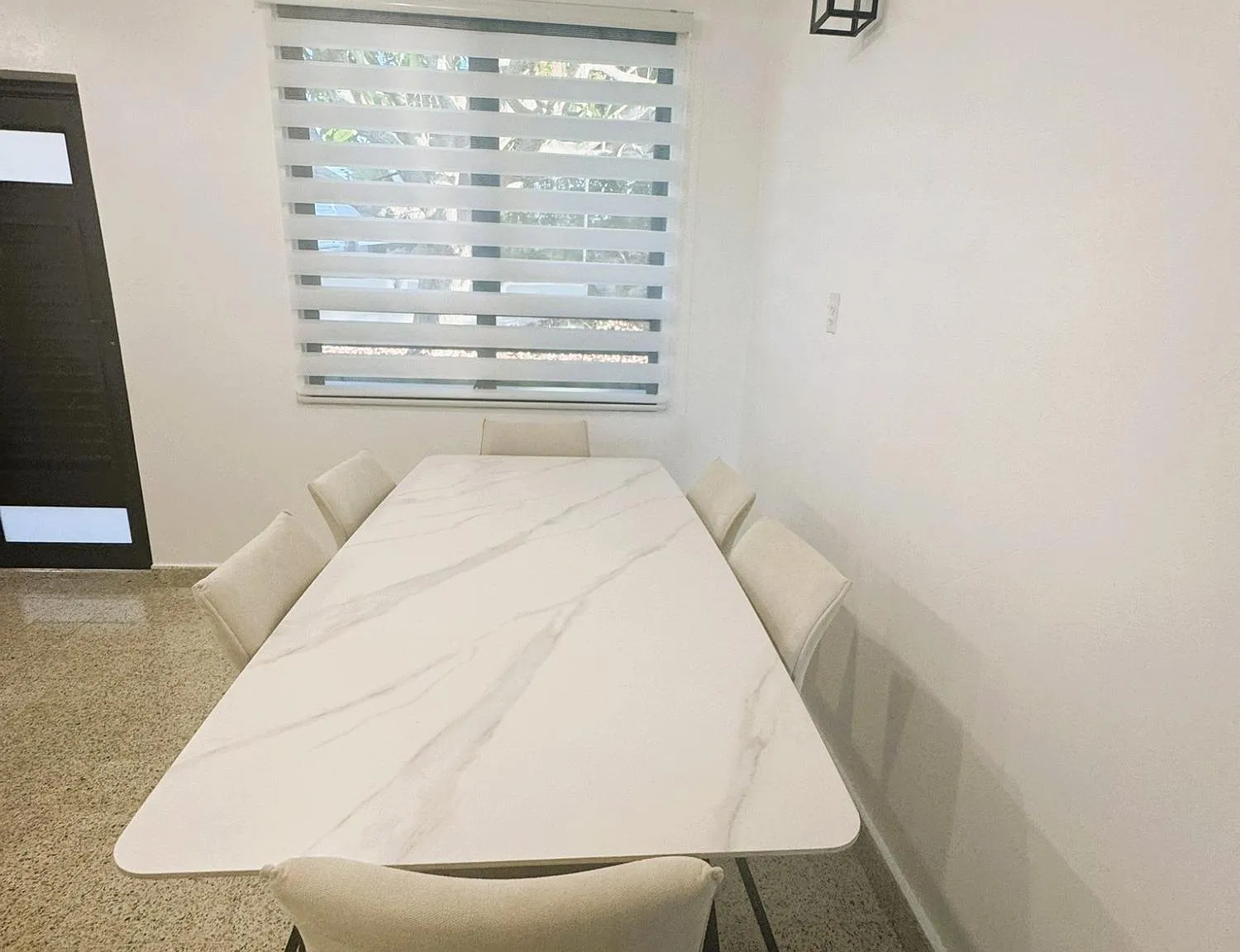 4 bed, 1.0 bath, 1000 sqft, $1,500 — Photo 4