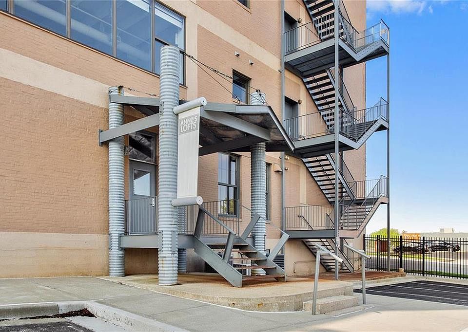 1st image of 514 W 26th St Suite 3W