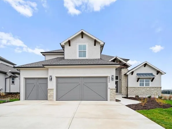 8004 Brockway St, Shawnee, KS 66220