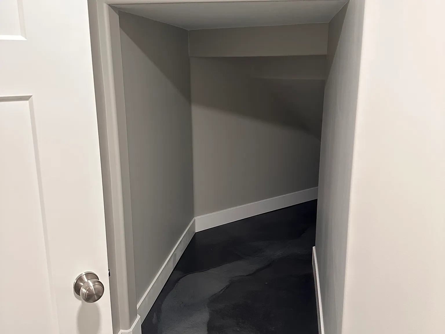 1 bed, 1.5 bath, 1800 sqft, $1,600 — Photo 1