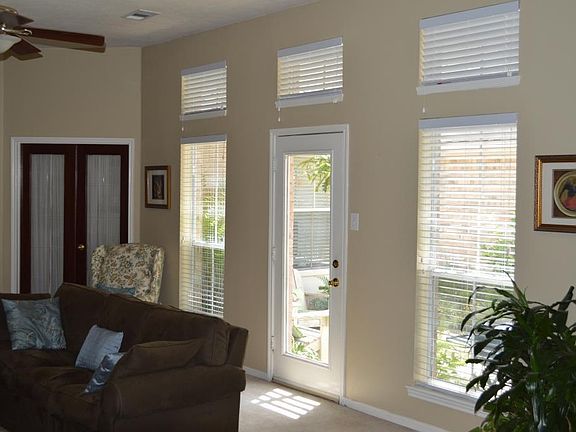 5th image of 54 Parkway Pl