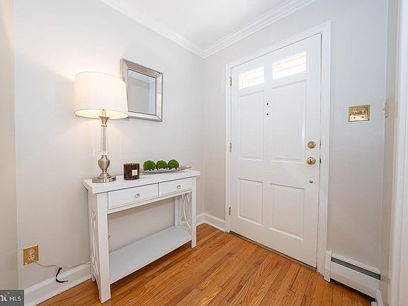 5th image of 213 N Fairfield Rd