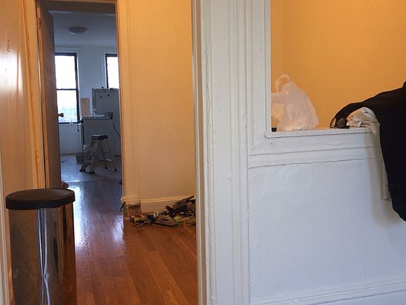 3rd image of 319 Maujer St #3