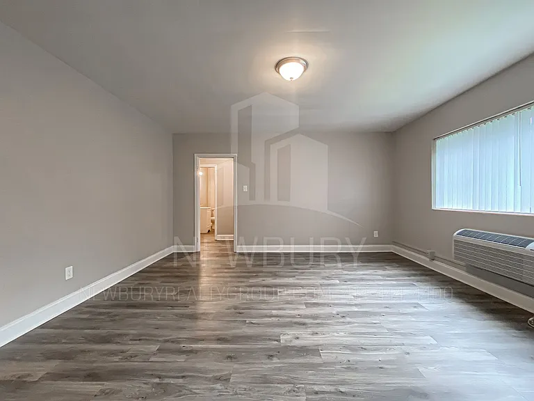 WestWood Apartments — Photo 8
