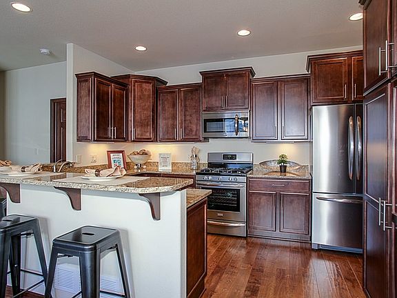This sample condo photo may include additional upgrades which are not included in base pricing