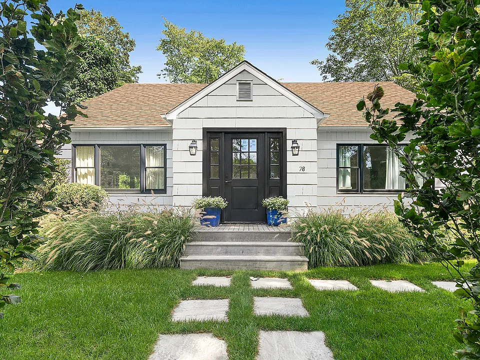 78 Dayton Ln