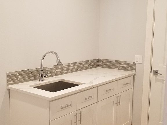 5th image of 15318 42nd Ave E