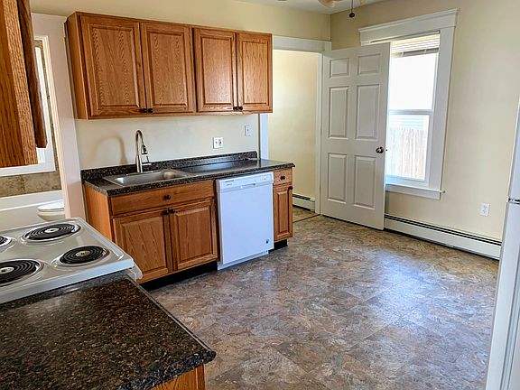 2nd image of 42 East St #1