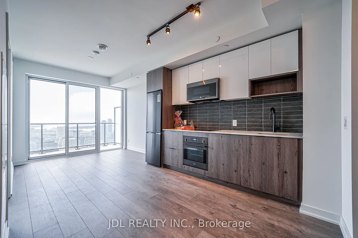 Building Photo - 5 Defries St #3503
