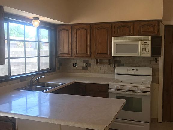 2nd image of 1301 Stull Dr