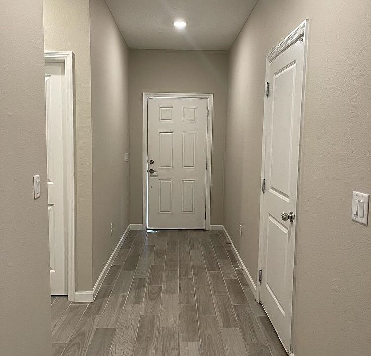 1st image of 7181 Jemmah Ln