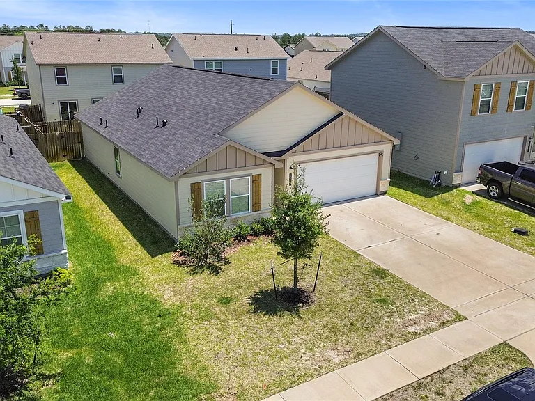 111 Bering Dr — Photo 25