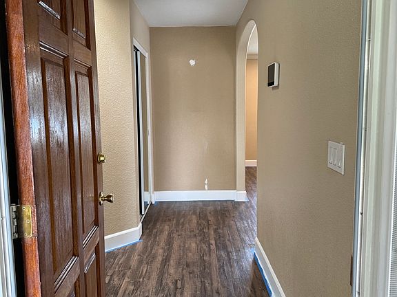 3rd image of 6028 Green Glen Way