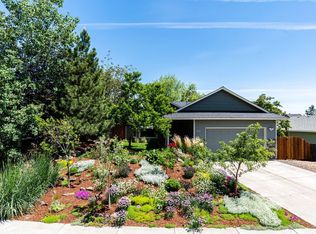 2624 NE Cordata Pl, Bend, OR 97701