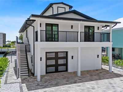 910 3rd ST, Fort Myers Beach, FL, 33931