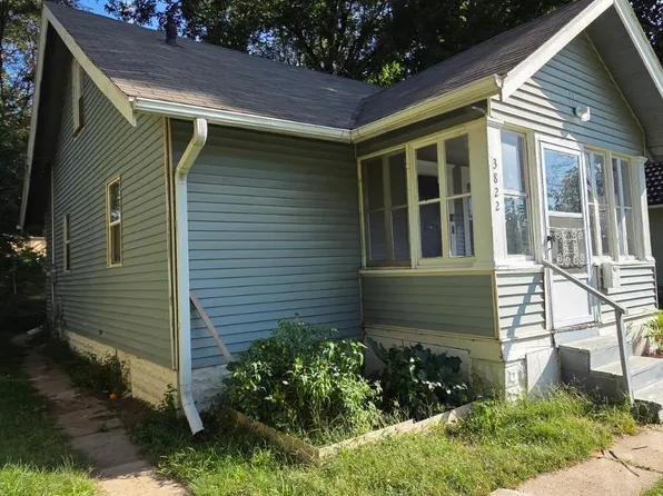 3822 Decatur St, Omaha, NE 68111