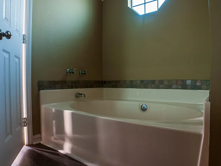 Soaker Tub in Master Bathroom