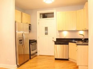 906 W Winona St APT 1S, Chicago, IL