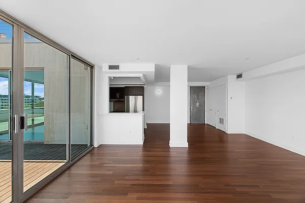 Rented by REAL New York | media 33