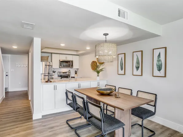 900 Fort Pickens Rd APT 823, Pensacola Beach, FL 32561