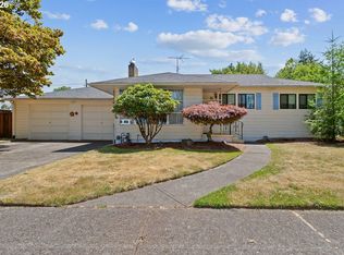 10810 NE San Rafael St, Portland, OR 97220