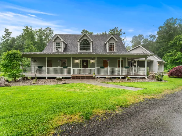 560 Michelle Lane South, Thomaston, CT 06787